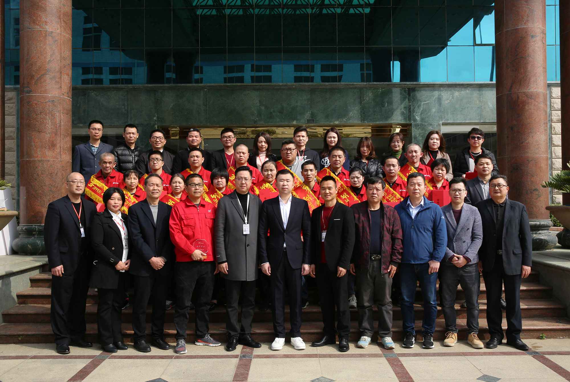 3F半岛官方端网站登录入口-半岛online(中国)召开2020年度经营总结暨表彰大会
